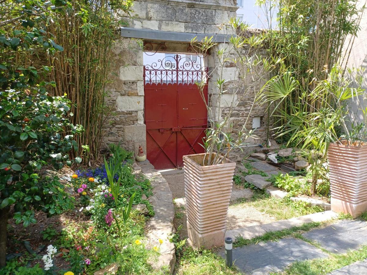 Logement Entier - Le Pigeonnier De La Plume Nantes Exterior foto